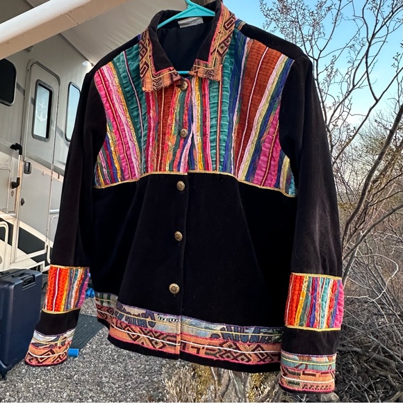 COLDWATER CREEK GYPSY COAT Jacket Size L Black VELVET‎ Bold Tapestry Art to Wear - Picture 4 of 10